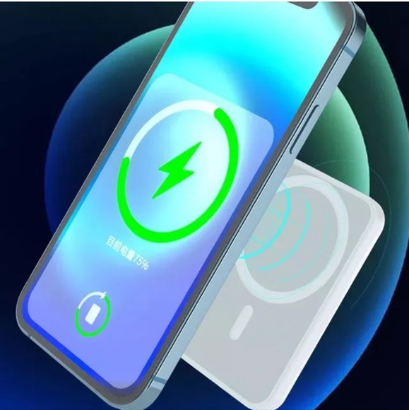 Portable Charger - Picture 7 of 8